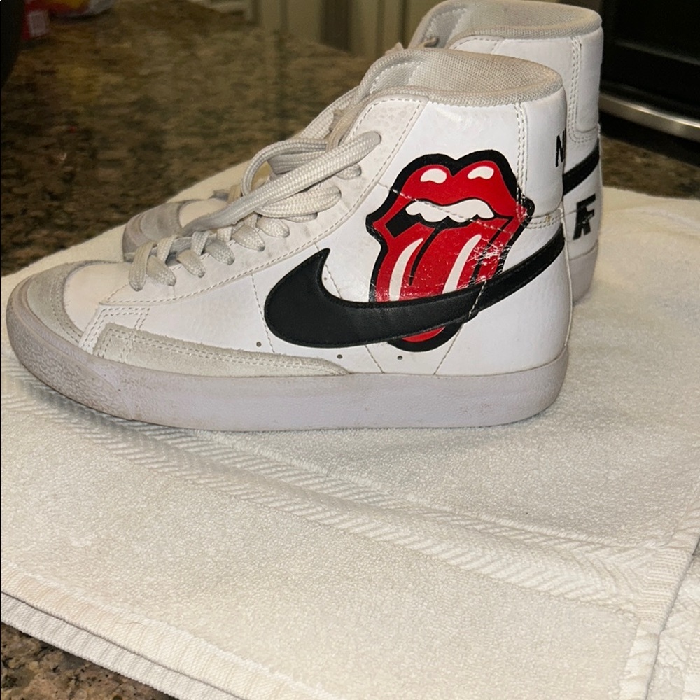 White High-Top Sneakers with Black and Red Logo